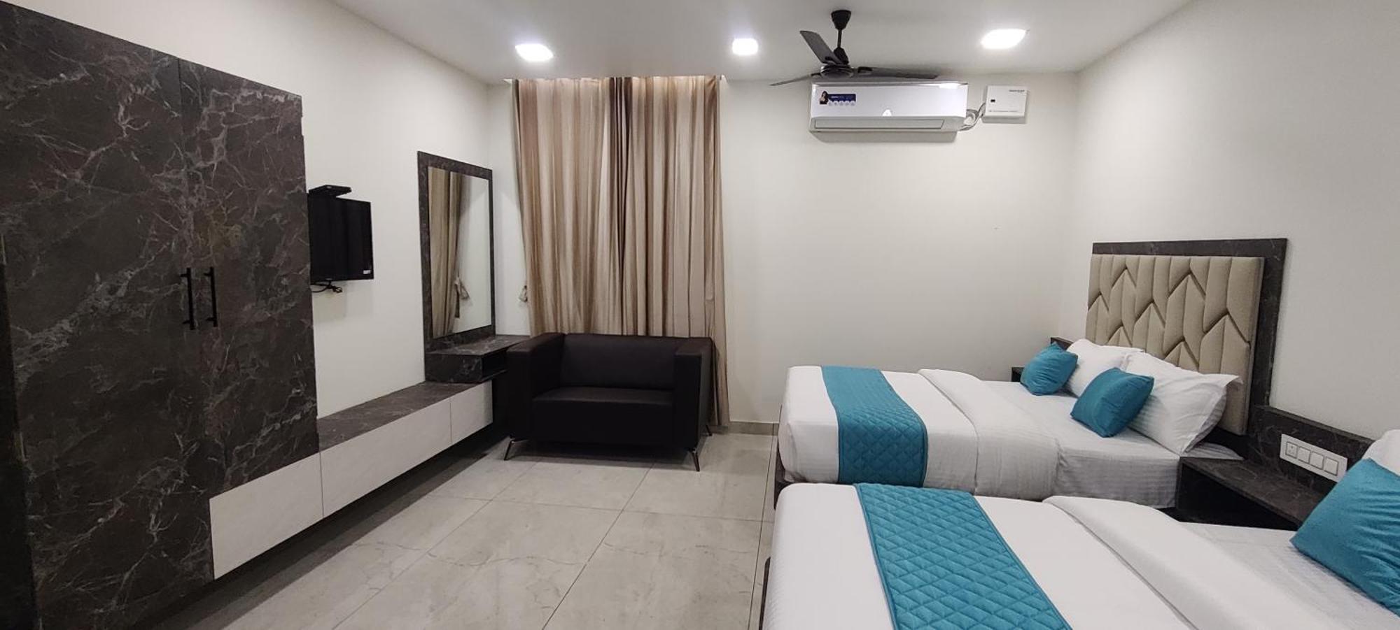 Balaji Residency Velankanni Luaran gambar