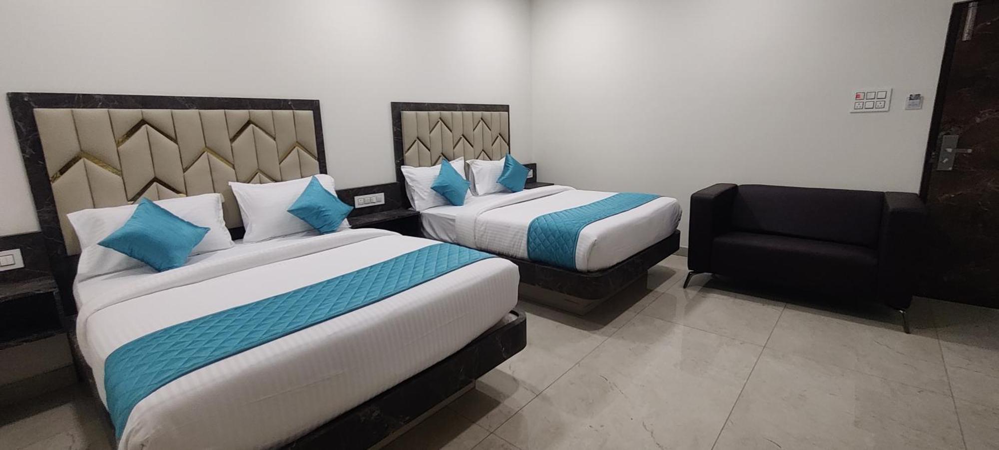 Balaji Residency Velankanni Luaran gambar
